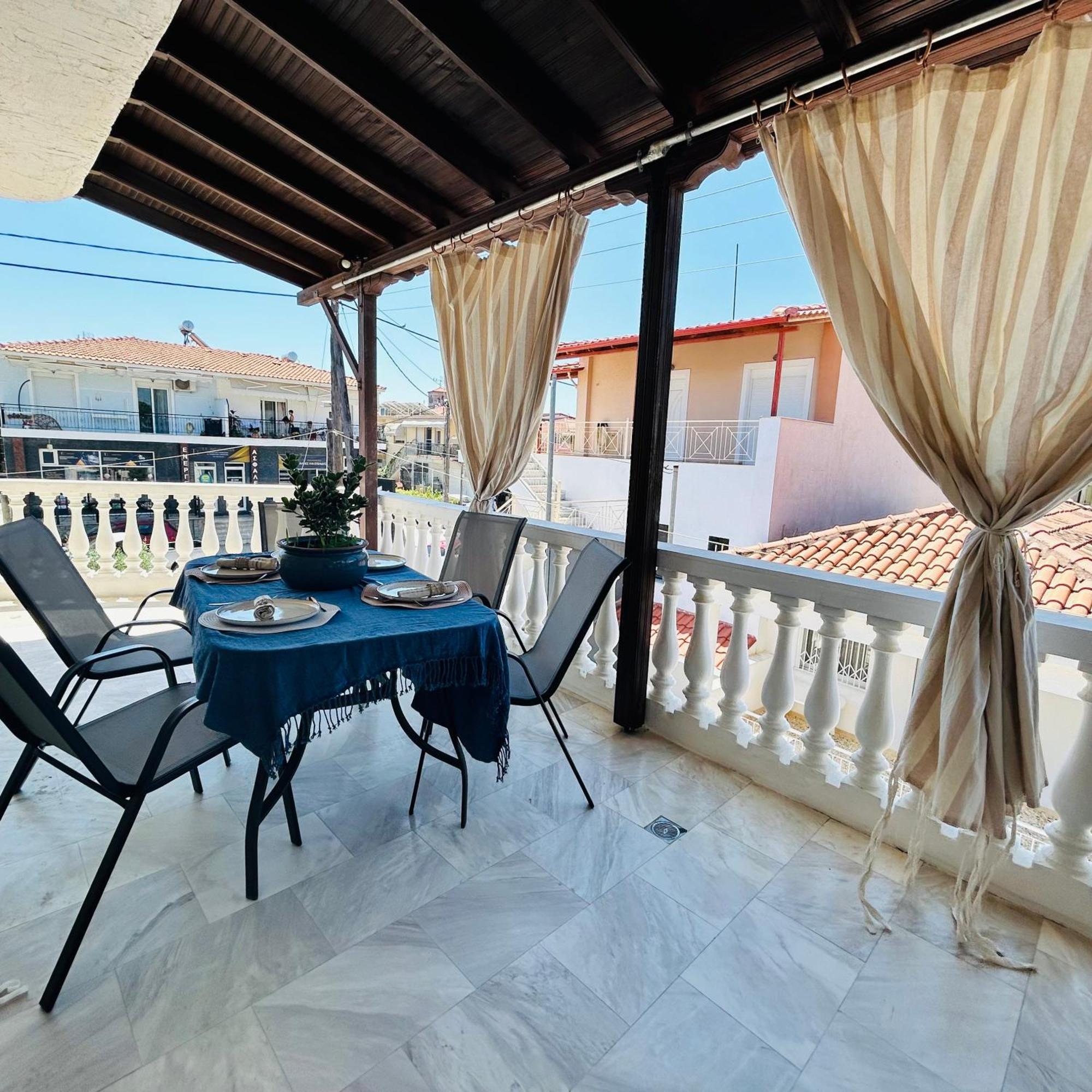 Next To The Beach Apartments Офринио Экстерьер фото