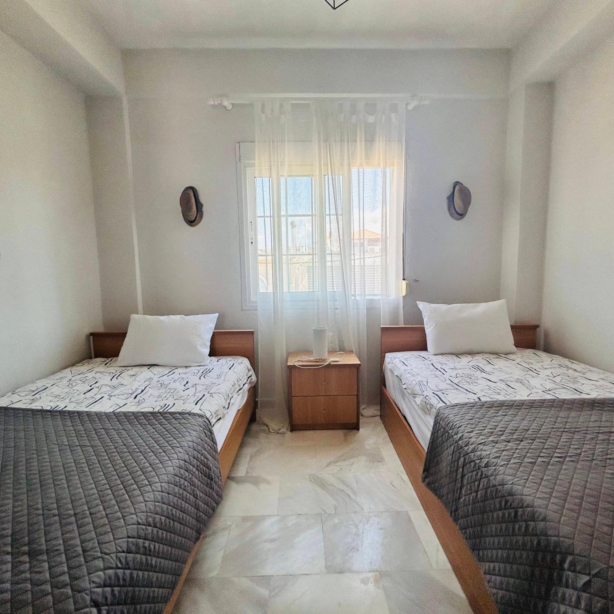 Next To The Beach Apartments Офринио Экстерьер фото