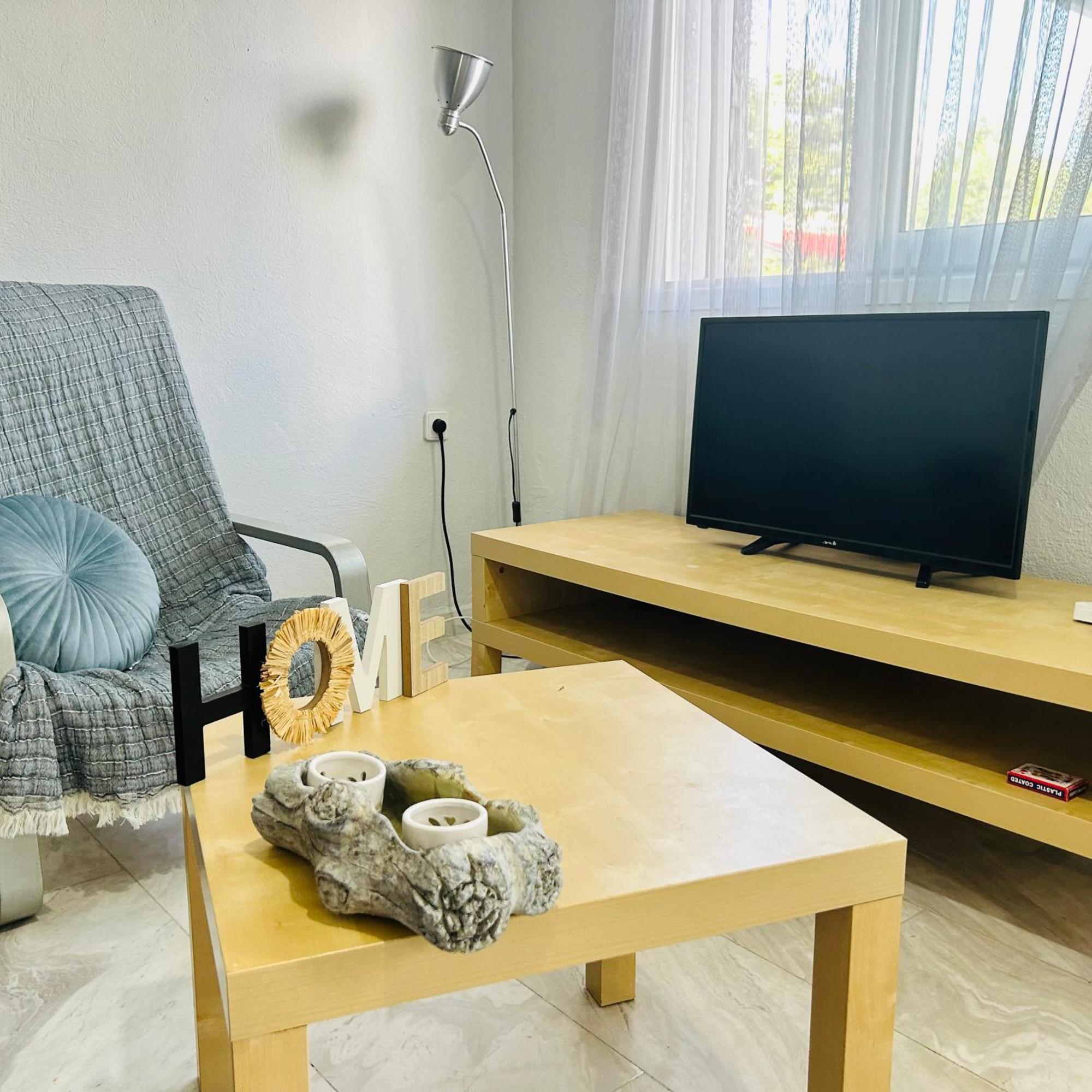 Next To The Beach Apartments Офринио Экстерьер фото